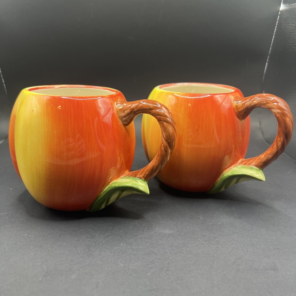 Vtg Pair of 2 Peach Hand Painted Collection Coffee Mugs Large 16oz Ceramic Fruit
